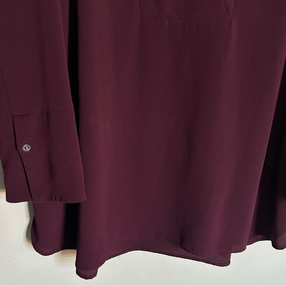 Vince Camuto Wine Simi-Sheer Blouse 2X - Picture 5 of 10